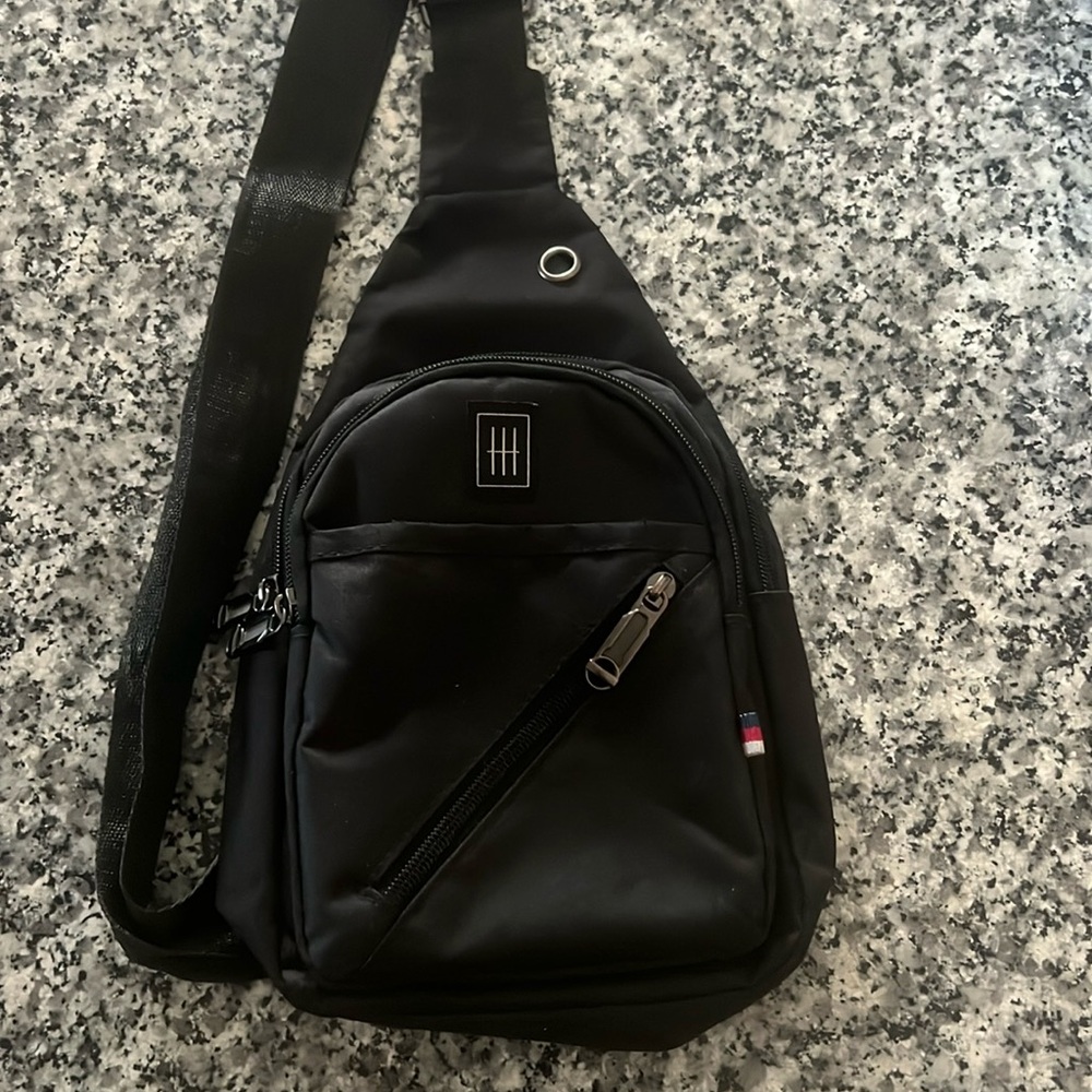 Tommy Hilfiger tote